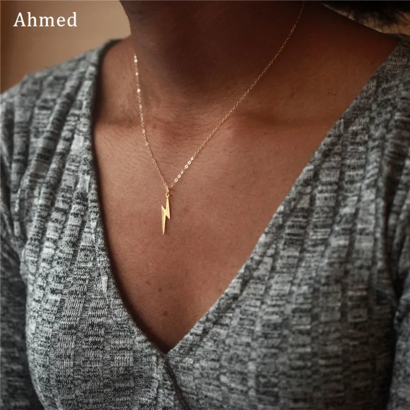 Ahmed 2019 New Fashion Minimalist Small Lightning Pendant Necklaces for Women Gold Silver Mini Charm Sweater Chain Necklace
Ahmed 2019 New Fashion Minimalist Small Lightning Pendant Necklaces for Women Gold Silver Mini Charm Sweater Chain Necklace