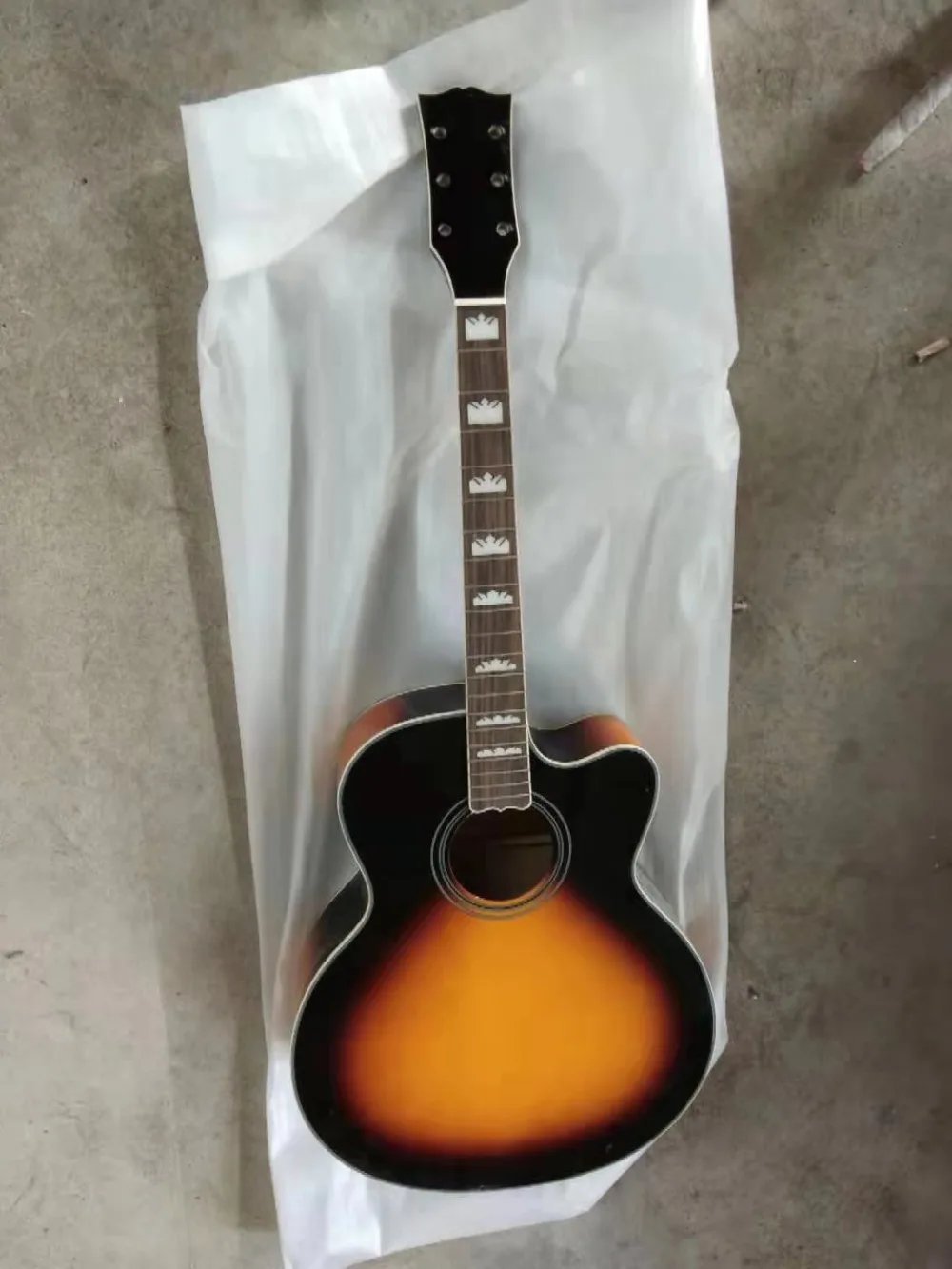 free shipping hot acoustic DIY kit guitar SJ200 sunburst cutaway jumbo guitar Customized Guitarra
free shipping hot acoustic DIY kit guitar SJ200 sunburst cutaway jumbo guitar Customized Guitarra