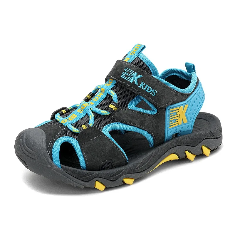 Breathable summer 2019 new beach shoes hollow children's sports shoes in children's children's anti-collision shoes
Breathable summer 2019 new beach shoes hollow children's sports shoes in children's children's anti-collision shoes