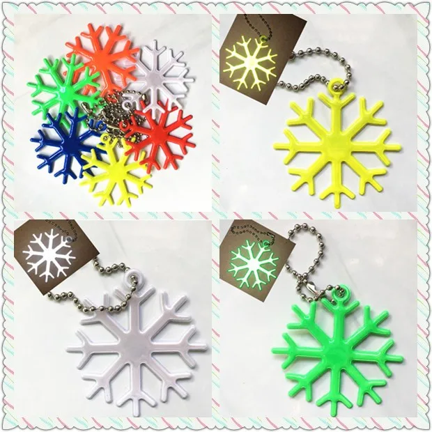 New snowflake reflective accessories for keys, school bags, bags. Can be used as a gift, free shipping.improves night visibility
New snowflake reflective accessories for keys, school bags, bags. Can be used as a gift, free shipping.improves night visibility
