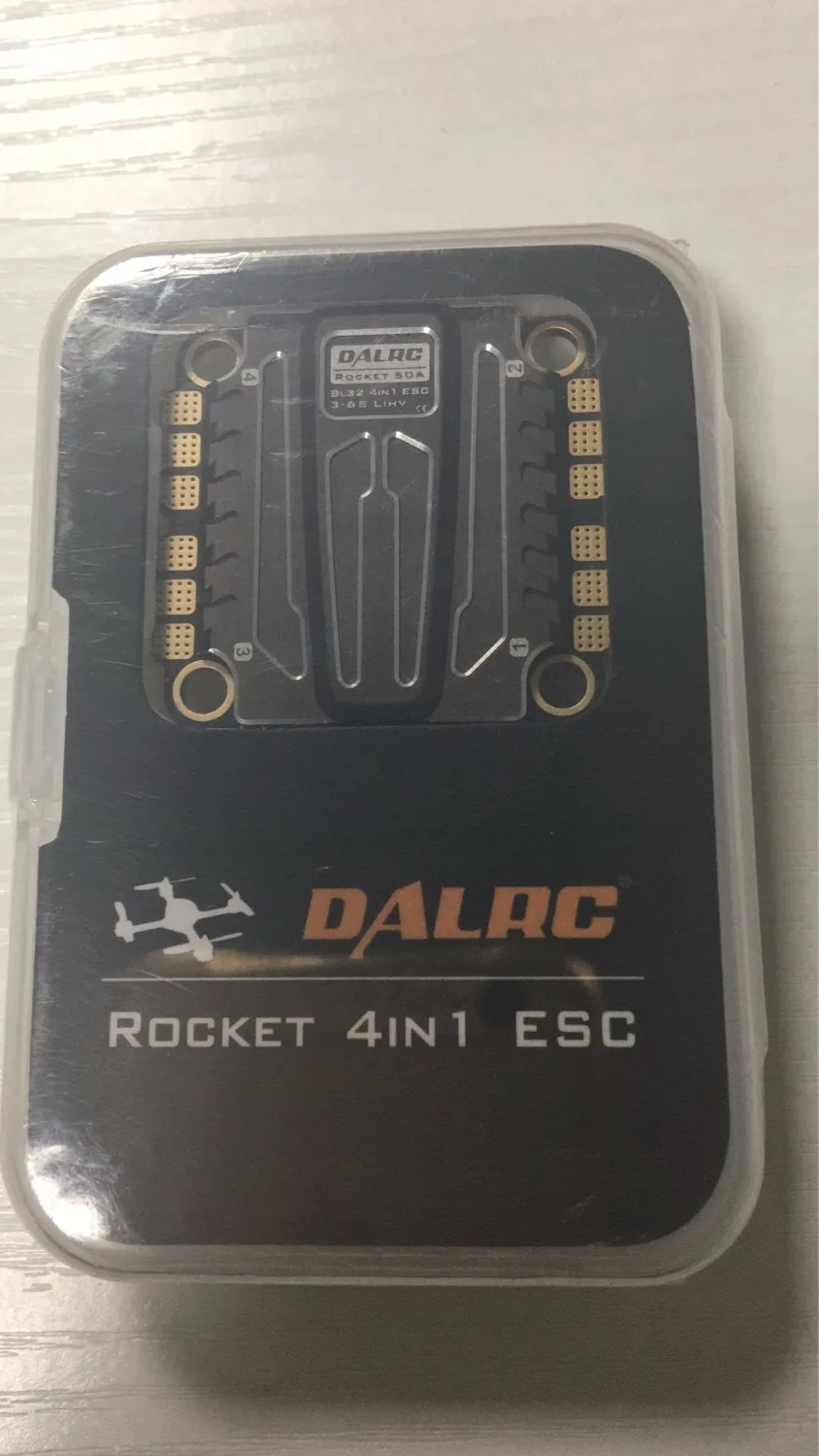 DALRC Rocket 50A 4 в 1 ESC 3 S-6 S Blheli_32 ESC поддержка Dshot1200 Multishot бесщеточный ESC 37,5x37,5 мм для FPV Racing
DALRC Rocket 50A 4 в 1 ESC 3 S-6 S Blheli_32 ESC поддержка Dshot1200 Multishot бесщеточный ESC 37,5x37,5 мм для FPV Racing