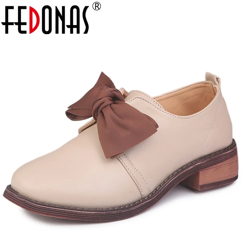 FEDONAS Retro Fashion Women Genuine Leather High Heels Pumps Bowtie Party Shoes Woman Vintage Euro Style Basic Pumps New Shoes
FEDONAS Retro Fashion Women Genuine Leather High Heels Pumps Bowtie Party Shoes Woman Vintage Euro Style Basic Pumps New Shoes