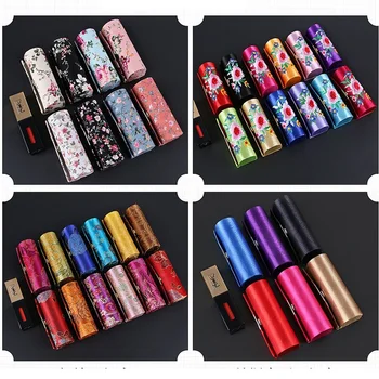 120pcs/lot NEW Hot many Style Lipstick Case Retro Embroidered Fashion Holder Flower Design With Mirror Jewelry Packaging Box
120pcs/lot NEW Hot many Style Lipstick Case Retro Embroidered Fashion Holder Flower Design With Mirror Jewelry Packaging Box