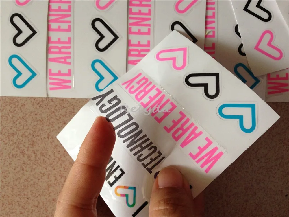 500pcs Free shipping custom printed transparent stickers clear PET vinly gift tags waterproof bottle packing color label 90*70mm
500pcs Free shipping custom printed transparent stickers clear PET vinly gift tags waterproof bottle packing color label 90*70mm