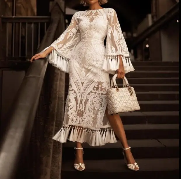 High Quality Sequin Long Dress Whiter Tassel Elegant Celebirty Night Club Sexy Lace Bodycon Evening Party Long Winter Dresses
High Quality Sequin Long Dress Whiter Tassel Elegant Celebirty Night Club Sexy Lace Bodycon Evening Party Long Winter Dresses