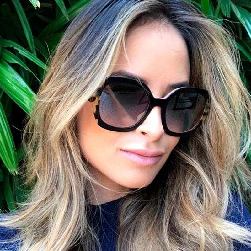Women Trendy Square Sunglasses 2019 New Luxury Brand Designer Narrow Frame Sun Glasses Women Vintage Eyewear Men UV400 Shades
Women Trendy Square Sunglasses 2019 New Luxury Brand Designer Narrow Frame Sun Glasses Women Vintage Eyewear Men UV400 Shades
