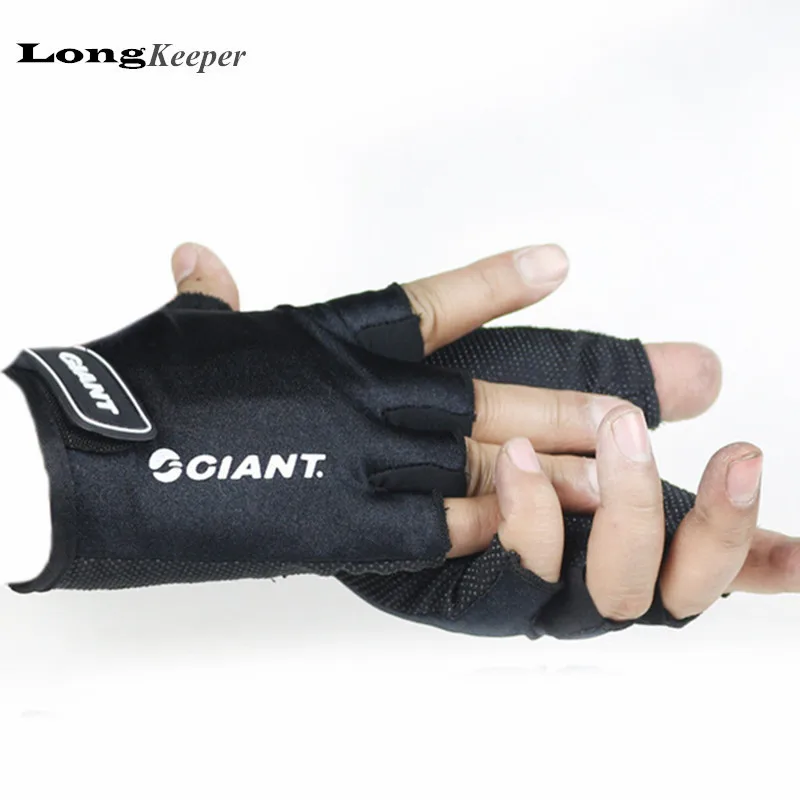 LongKeeper 2017 Fashion Mens Fingerless Gloves Half Finger Letter Mittens for Men & Women Black Red Blue Guantes A231
LongKeeper 2017 Fashion Mens Fingerless Gloves Half Finger Letter Mittens for Men & Women Black Red Blue Guantes A231
