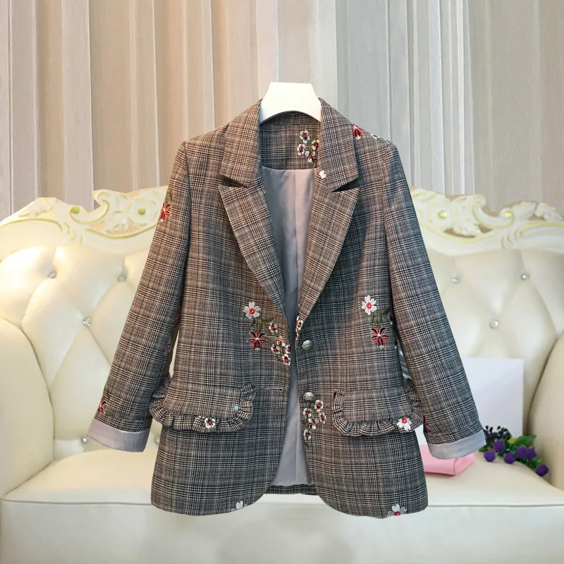 Female retro spring autumn new embroidered plaid suit jacket female large size loose suit jacket female temperament slim jacket
Female retro spring autumn new embroidered plaid suit jacket female large size loose suit jacket female temperament slim jacket