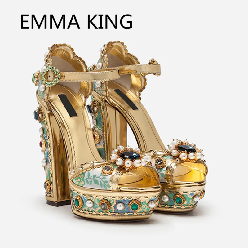 Fashion Vintage Embroidered Women's Platform Sandals Peep Toe Crystal Studded Chunky High Heels Shoes Woman Luxury Party Sandals
Fashion Vintage Embroidered Women's Platform Sandals Peep Toe Crystal Studded Chunky High Heels Shoes Woman Luxury Party Sandals