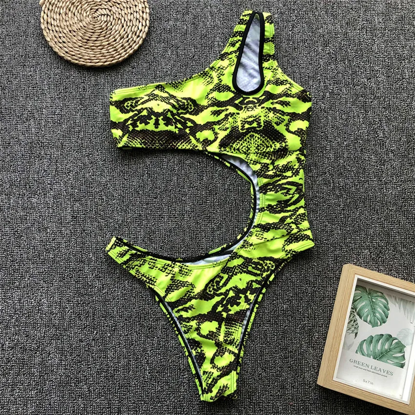 Women's neon green snake print swimsuit 2019 sexy one-shoulder one-piece swimsuit female sense leopard swimsuit high cut Monokin
Women's neon green snake print swimsuit 2019 sexy one-shoulder one-piece swimsuit female sense leopard swimsuit high cut Monokin