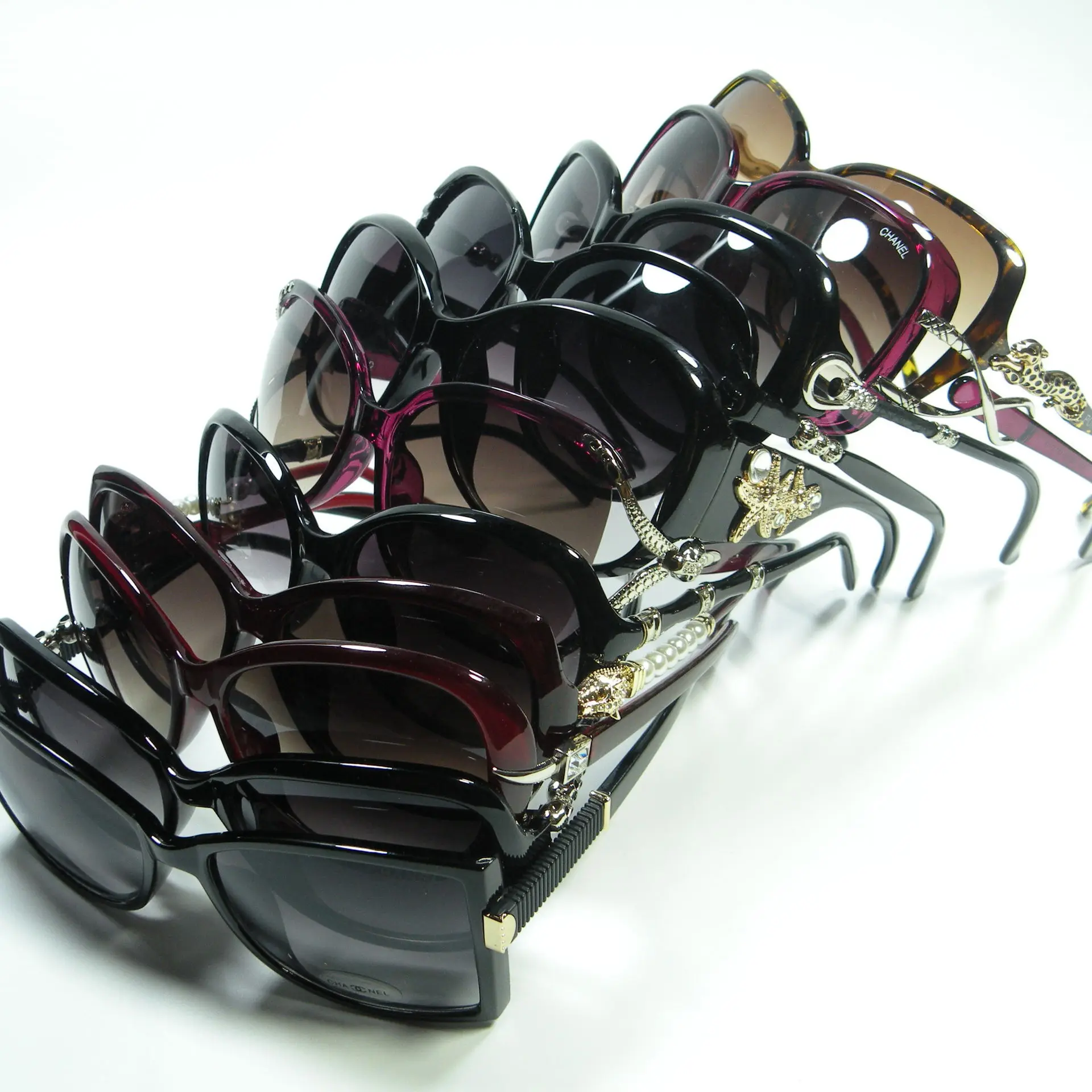 Cubojue 10 Pcs/lot Wholesale Polarized Sunglasses Women Mix Color and Models Sun Glasses Woman Cheap Sale in Lot
Cubojue 10 Pcs/lot Wholesale Polarized Sunglasses Women Mix Color and Models Sun Glasses Woman Cheap Sale in Lot