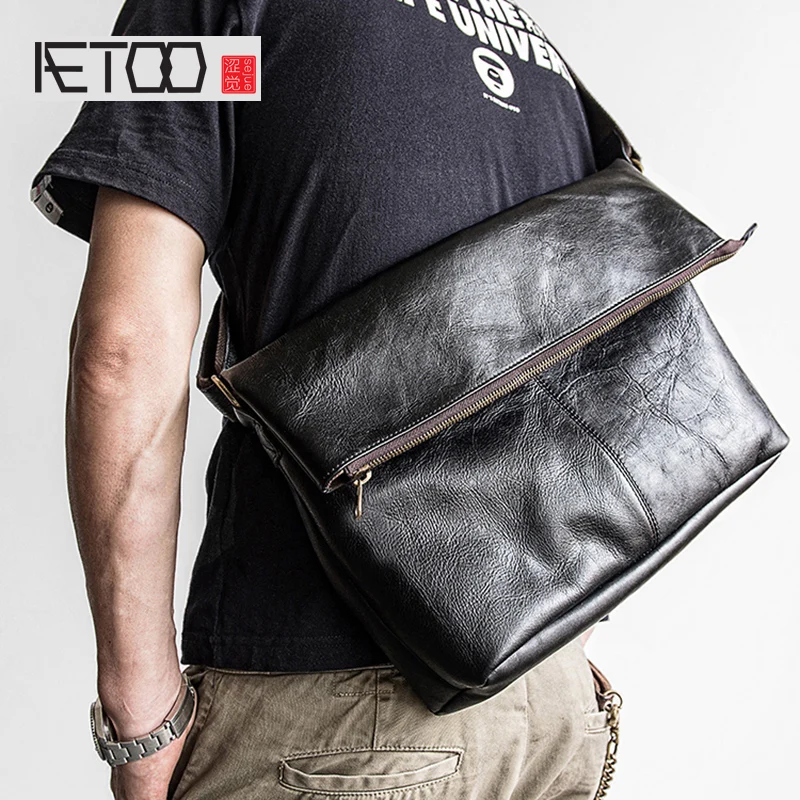 AETOO Head cowhide Bag men's crossbody bags leather folding bag tide shoulder bag
AETOO Head cowhide Bag men's crossbody bags leather folding bag tide shoulder bag