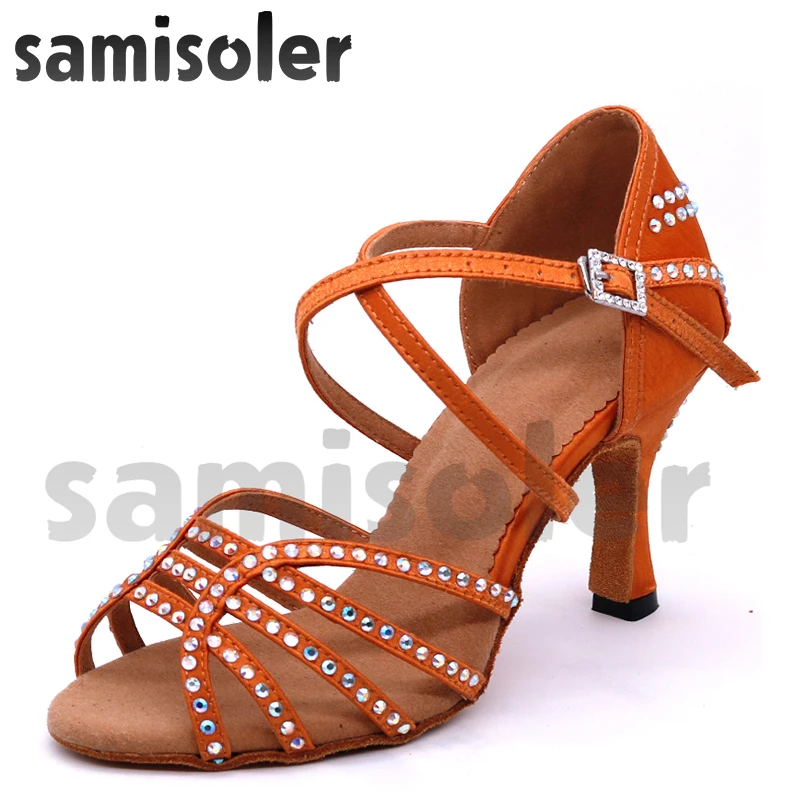 Samisoler Brown 2018 New Latin Dance Shoes Salsa Woman Satin Soft Bottom Fashion Dance Sandals Rhinestone Ballroom Shoes
Samisoler Brown 2018 New Latin Dance Shoes Salsa Woman Satin Soft Bottom Fashion Dance Sandals Rhinestone Ballroom Shoes