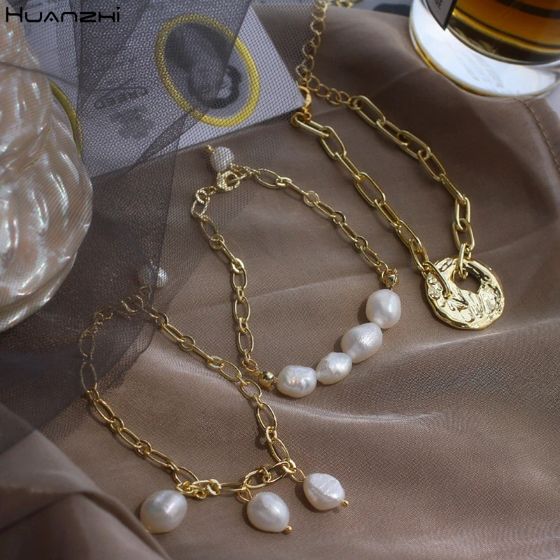 HUANZHI 2019 New Gold Color Baroque Irregular Pearls Link Chain Tassel Bracelets for Women Girl Party Bangle Jewelry Gift
HUANZHI 2019 New Gold Color Baroque Irregular Pearls Link Chain Tassel Bracelets for Women Girl Party Bangle Jewelry Gift