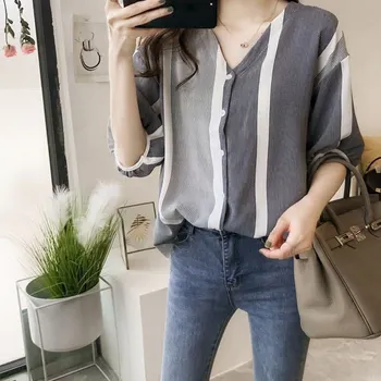 2019 Women Striped Blouse Shirt Short Sleeve Blouse V-neck Shirts Casual Tops Ladies Summer Blouse Femme Blusas Mujer de Moda
2019 Women Striped Blouse Shirt Short Sleeve Blouse V-neck Shirts Casual Tops Ladies Summer Blouse Femme Blusas Mujer de Moda