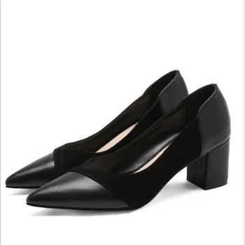 2019 star with the same women's shoes temperament pointed full leather stitching high heels thick with heel comfort.
2019 star with the same women's shoes temperament pointed full leather stitching high heels thick with heel comfort.