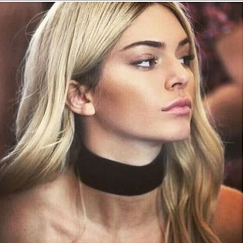 Chokers Wide-brimmed Round Black Velvet Neck Custom Necklace Chain Necklace Kettingen Voor Vrouwen Gothic Jewelry
Chokers Wide-brimmed Round Black Velvet Neck Custom Necklace Chain Necklace Kettingen Voor Vrouwen Gothic Jewelry