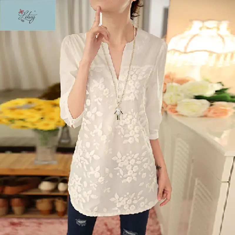 2017 Summer New Korean Women White Three Quarter Sleeve V-neck Organza Embroidered Shirt Blusas Women Blouses 5666#
2017 Summer New Korean Women White Three Quarter Sleeve V-neck Organza Embroidered Shirt Blusas Women Blouses 5666#