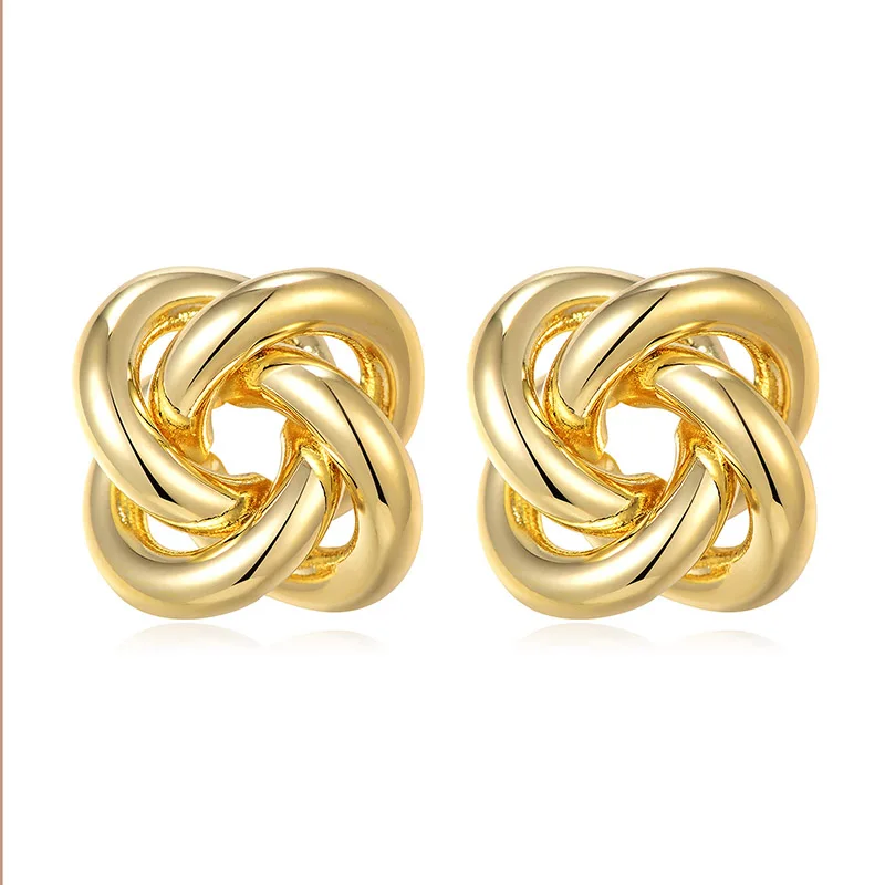 Hongye New Made Stud Earrings Silver/Gold Fashion Ear Jewelry Earrings Wedding Party Gifts Female Accessories Good Quality
Hongye New Made Stud Earrings Silver/Gold Fashion Ear Jewelry Earrings Wedding Party Gifts Female Accessories Good Quality