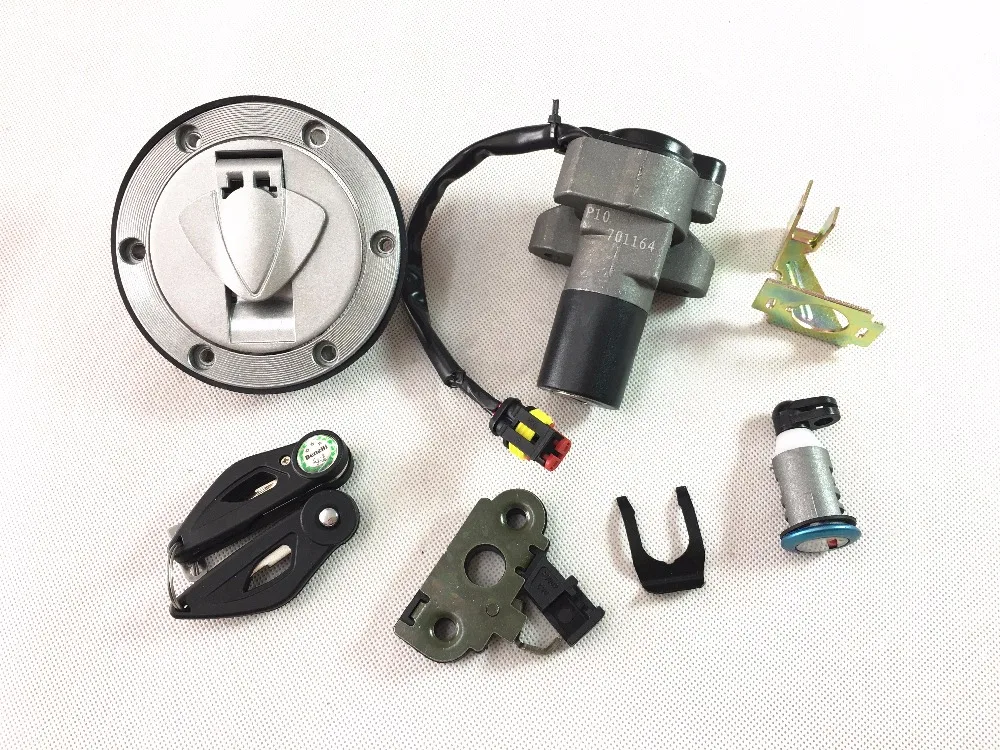OLD Ignition Switch Lock Key Set for Benelli BN251 BN250 TNT25 TNT250 / BN TNT 25 250 251
OLD Ignition Switch Lock Key Set for Benelli BN251 BN250 TNT25 TNT250 / BN TNT 25 250 251