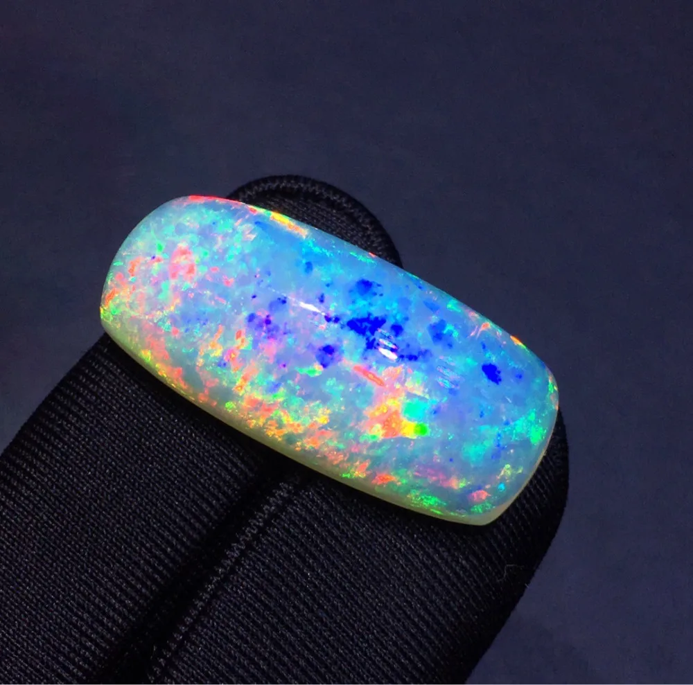 AIGS Certificated 17.71 Natural Change Color Opal Gemstones Loose Stones Loose Gems 
AIGS Certificated 17.71 Natural Change Color Opal Gemstones Loose Stones Loose Gems