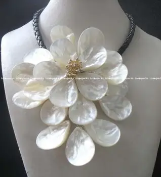 wholesale sea shell flower white quartz necklace 16.5" necklace women's jewelry noble lady's CZ Luxury Ms. girl
wholesale sea shell flower white quartz necklace 16.5" necklace women's jewelry noble lady's CZ Luxury Ms. girl
