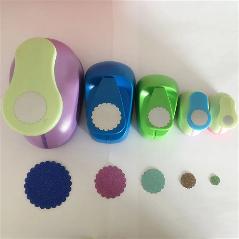 Free Ship 15mm-71mm Wave Circle Shaped craft punch Scrapbooking School Geometry Paper Cutter EVA foam Wave Round Hole Punches
Free Ship 15mm-71mm Wave Circle Shaped craft punch Scrapbooking School Geometry Paper Cutter EVA foam Wave Round Hole Punches