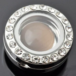 D02099 OEM ,ODM welcome hot sale snap button charms locket snap button magentic floating locket
D02099 OEM ,ODM welcome hot sale snap button charms locket snap button magentic floating locket