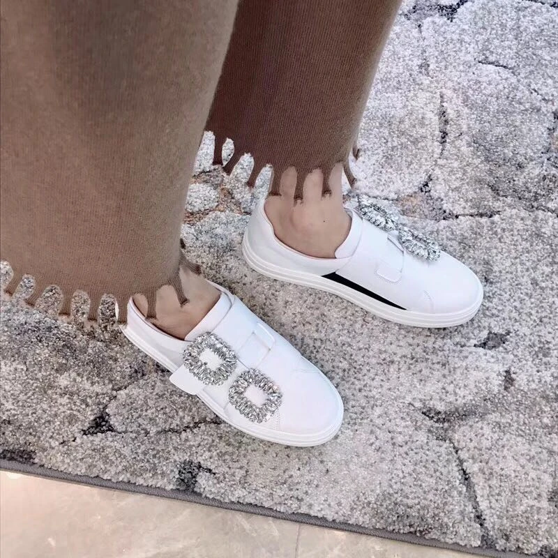 Luxury Double Crystal Handmade Women Sneakers Fashion Silk Slip On Round Toe Flats Loafers Runway Party Wedding Shoes Woman
Luxury Double Crystal Handmade Women Sneakers Fashion Silk Slip On Round Toe Flats Loafers Runway Party Wedding Shoes Woman