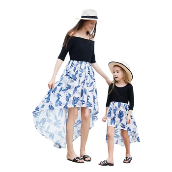 Fashion Mother Daughter Dresses Print Spliced Off Shoulder High Waist Dress Family Matching Clothes Irregular Family Look Dress
Fashion Mother Daughter Dresses Print Spliced Off Shoulder High Waist Dress Family Matching Clothes Irregular Family Look Dress