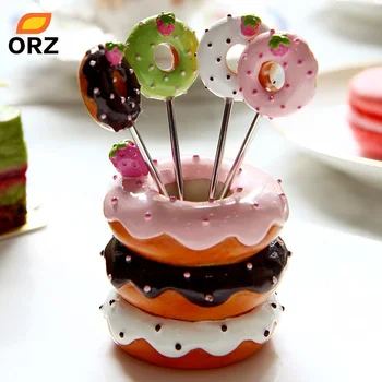 ORZ 4PCS Food Picks Forks With Holder Resin Donuts Shape Fruit Bar Party Dessert Buffet Cocktail Prikkers Tableware Forks Set
ORZ 4PCS Food Picks Forks With Holder Resin Donuts Shape Fruit Bar Party Dessert Buffet Cocktail Prikkers Tableware Forks Set