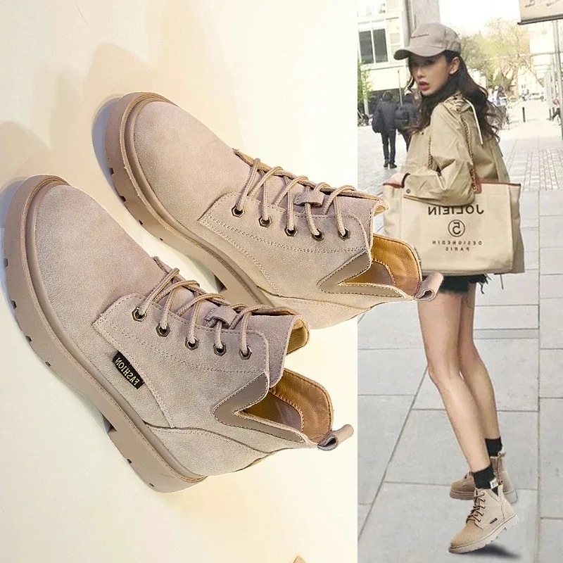 2019 spring new leather Martin boots female trend ladies boots British style fashion plus velvet shoes.
2019 spring new leather Martin boots female trend ladies boots British style fashion plus velvet shoes.