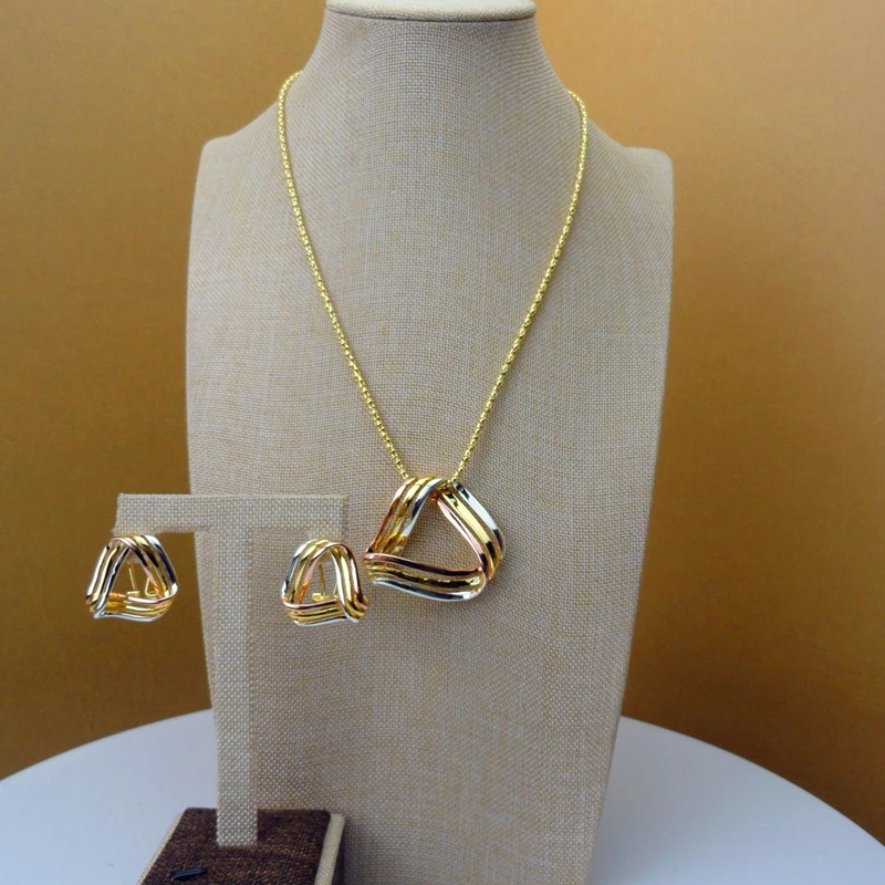 Yuminglai Luxury American Necklace and Earring African Pendant Jewelry Sets FHK5645
Yuminglai Luxury American Necklace and Earring African Pendant Jewelry Sets FHK5645