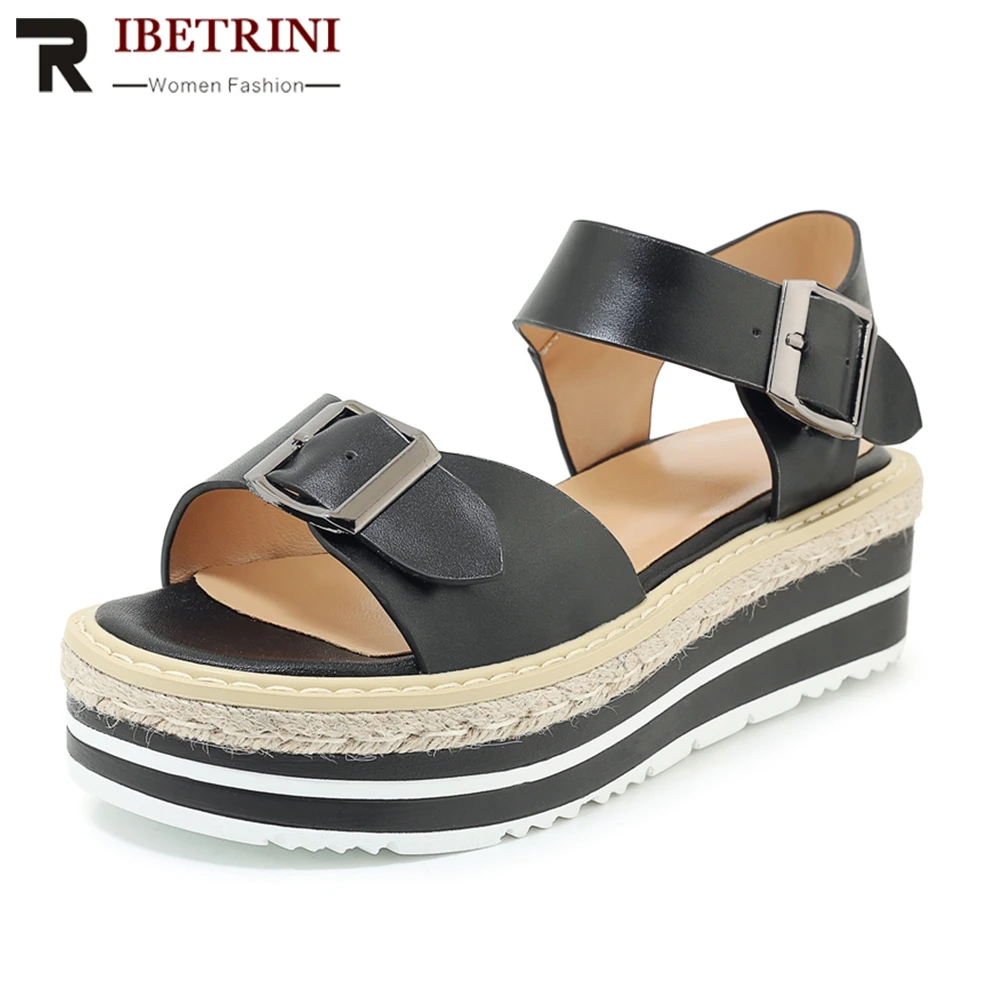RIBETRINI 2019 New INS Hot Genuine Leather Shoes Sandals Woman Summer Flat Platform Woman Casual Beach Shoes Woman Size 34-40
RIBETRINI 2019 New INS Hot Genuine Leather Shoes Sandals Woman Summer Flat Platform Woman Casual Beach Shoes Woman Size 34-40