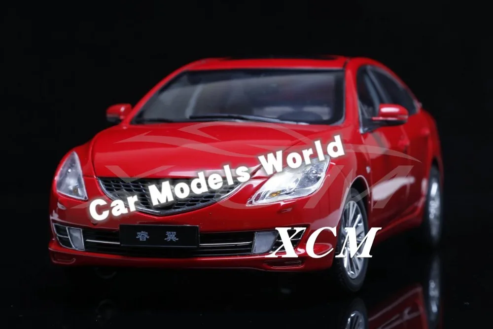 Литая модель автомобиля для Ruiyi 1:18 (красный) + маленький подарок! |