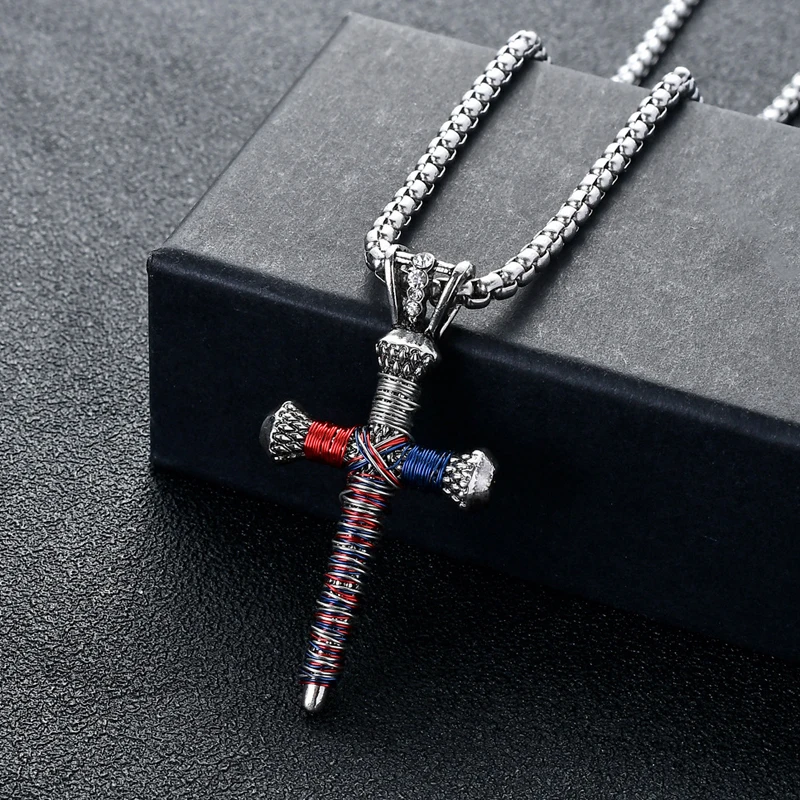 Punk Nail Cross Pendant Charm Necklace Men Rhinestone Twisted With Wires Cross Necklace Hip Hop Jewelry
Punk Nail Cross Pendant Charm Necklace Men Rhinestone Twisted With Wires Cross Necklace Hip Hop Jewelry