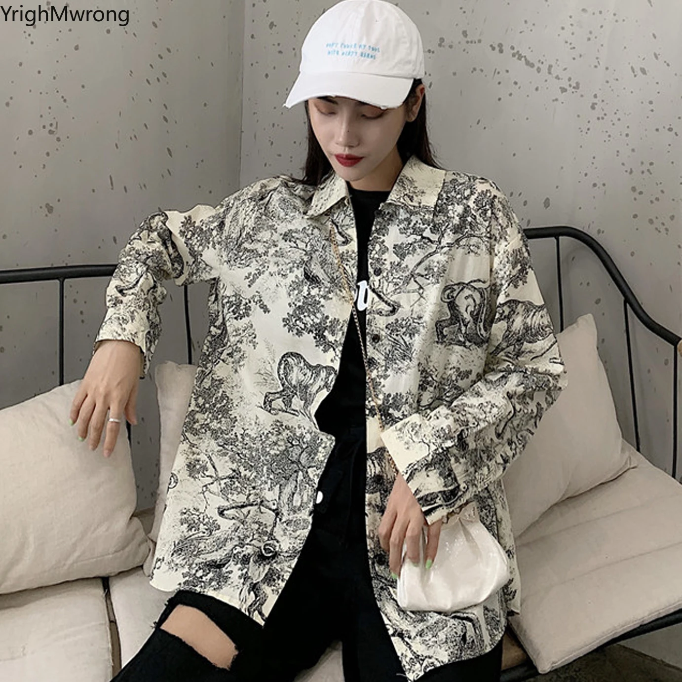 Korean Streetwear Harajuku Long Sleeve Graffiti Vintage Print Loose Blouse Shirt Top Blusas Punk Hip Hop Fashion Cloth Woman Man
Korean Streetwear Harajuku Long Sleeve Graffiti Vintage Print Loose Blouse Shirt Top Blusas Punk Hip Hop Fashion Cloth Woman Man