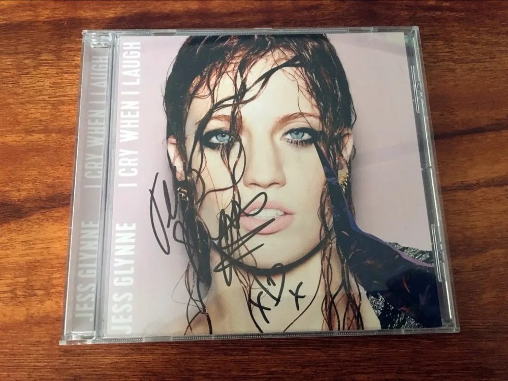 hand signed Jess Glynne autographed I Cry When I Laugh CD (EU deluxe edition)
hand signed Jess Glynne autographed I Cry When I Laugh CD (EU deluxe edition)