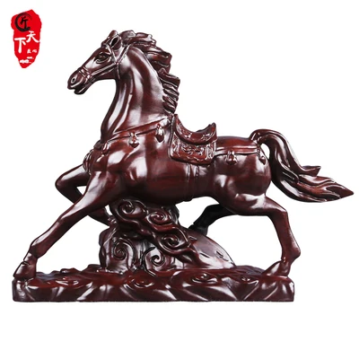 Wood carving Black sandalwood horse zodiac household living room office rosewood craft handicraft Creative Home decoration
Wood carving Black sandalwood horse zodiac household living room office rosewood craft handicraft Creative Home decoration