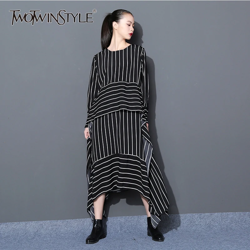 TWOTWINSTYLE Striped Dress Female Asymmetric Loose Long Sleeve 2019 Autumn Black Dresses For Women Korean Fashion Clothing New
TWOTWINSTYLE Striped Dress Female Asymmetric Loose Long Sleeve 2019 Autumn Black Dresses For Women Korean Fashion Clothing New