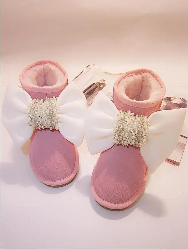 Japanese cute autumn and winter new handmade three-dimensional diamond bow low tube leather shoes cotton shoes snow boots
Japanese cute autumn and winter new handmade three-dimensional diamond bow low tube leather shoes cotton shoes snow boots