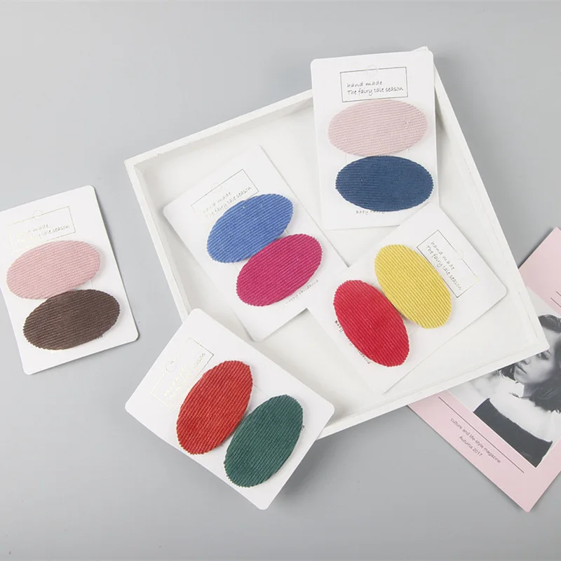 2 Pcs Korean Simple Children's Oval Fabric BB Clip Headwear Fashion Princess Girl Corduroy Hairpins Hair Accessories 
2 Pcs Korean Simple Children's Oval Fabric BB Clip Headwear Fashion Princess Girl Corduroy Hairpins Hair Accessories