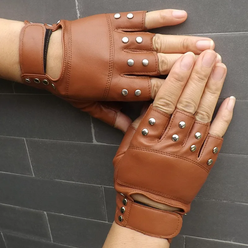 

2018 New Khaki Leather Gloves Woman Breathable Gloves Black Half Finger Tactical Short Summer Glove With Metal Rivets