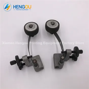 1 pair offset printing machine parts for KOMORI wheel, feeder Paper pressing wheel assembly
1 pair offset printing machine parts for KOMORI wheel, feeder Paper pressing wheel assembly