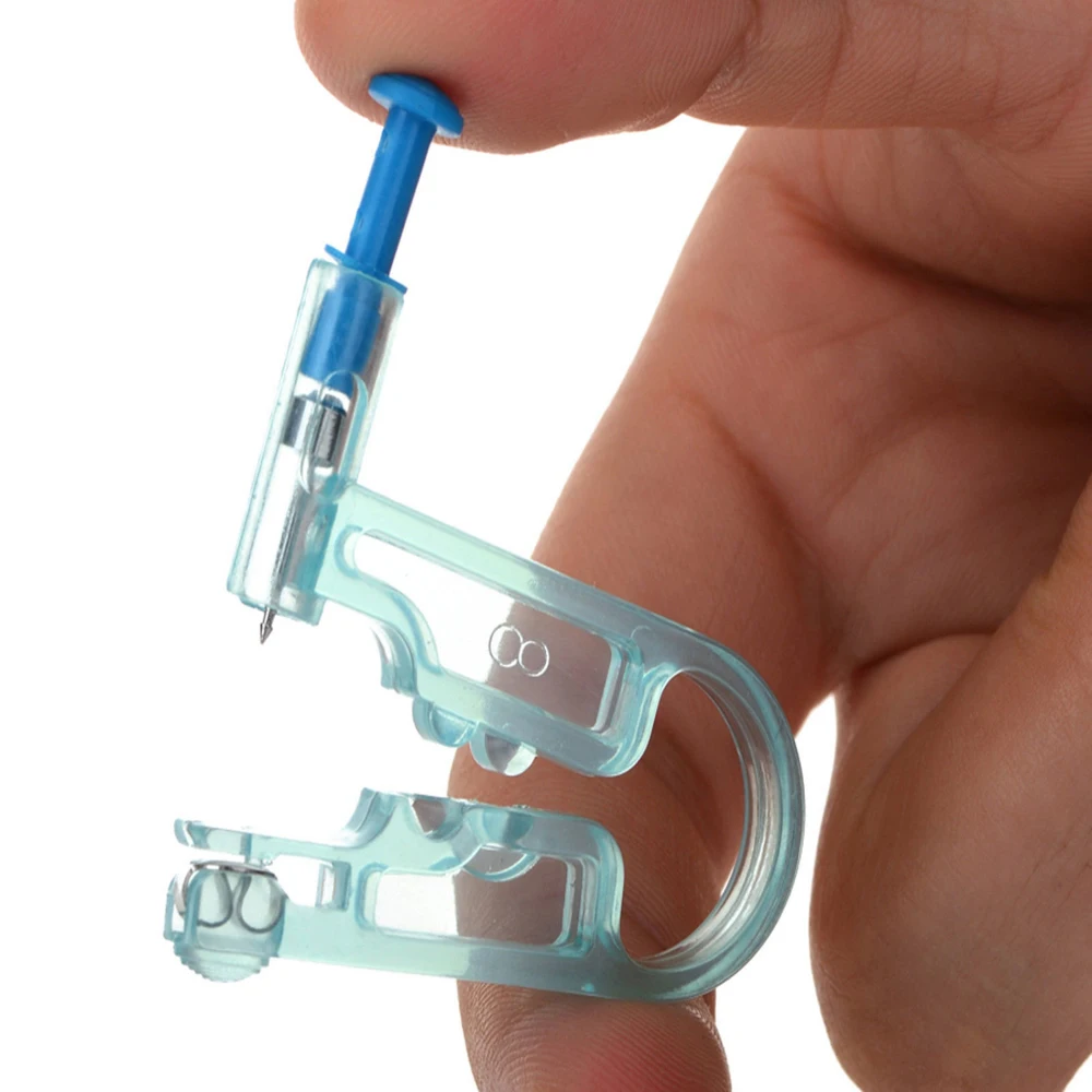 2Pcs Asepsis Safe Sterile Ear Piercing Tool Unit Disposable Body Ear Pierce Gun Kit With Ear Stud 4mm CZ Birthstone Stud Bezel
2Pcs Asepsis Safe Sterile Ear Piercing Tool Unit Disposable Body Ear Pierce Gun Kit With Ear Stud 4mm CZ Birthstone Stud Bezel