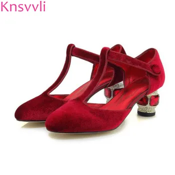 Knsvvli 2019 Red Velvet Jeweled High Heels Shoes Woman T Strap Buckle Royal Court Dress Shoes Runway Party Shoes Women Pumps 
Knsvvli 2019 Red Velvet Jeweled High Heels Shoes Woman T Strap Buckle Royal Court Dress Shoes Runway Party Shoes Women Pumps