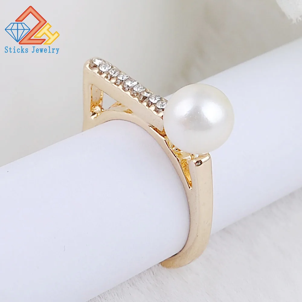 NEW ARRIVAL Top Quality P Ring White gold Plated Micro-inserts Crystals Imitate Pearl Rings For Women Wedding Jewelry
NEW ARRIVAL Top Quality P Ring White gold Plated Micro-inserts Crystals Imitate Pearl Rings For Women Wedding Jewelry
