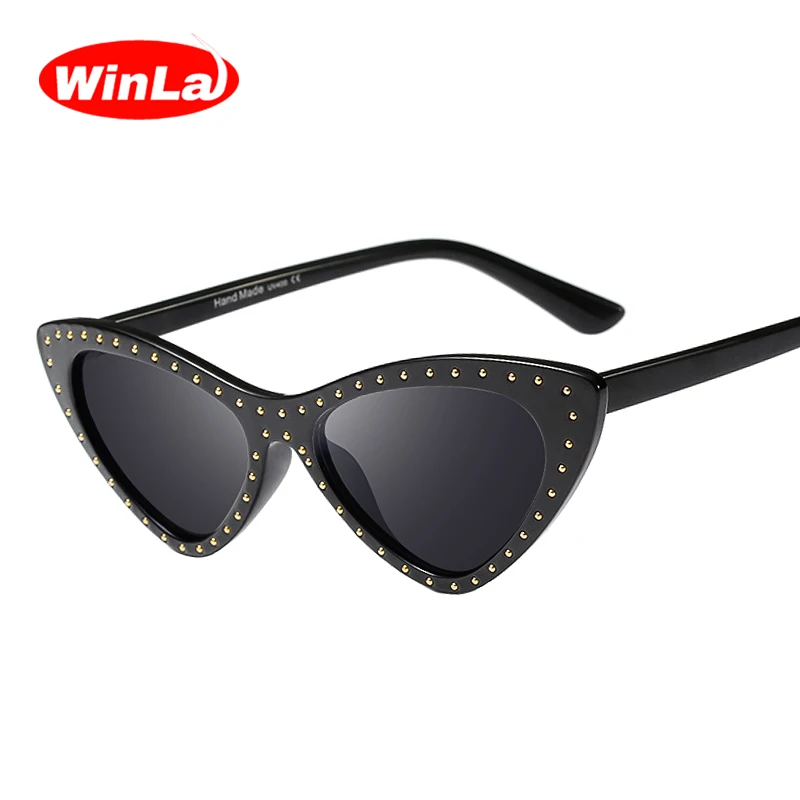 Winla Fashion Design Women Gafas Cat Eye Sunglasses Rivet Print Female Sun Glasses Classic Eyewear Vintage Shades UV400 WL1187
Winla Fashion Design Women Gafas Cat Eye Sunglasses Rivet Print Female Sun Glasses Classic Eyewear Vintage Shades UV400 WL1187
