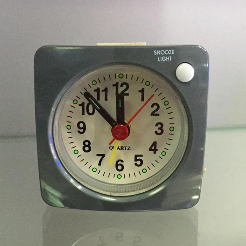 Square Small Alarm Clock No Ticking Bedside LED Light Alarm Clock Silent Sweep Alarm Timer Snooze Clocks for Travel Home Decor
Square Small Alarm Clock No Ticking Bedside LED Light Alarm Clock Silent Sweep Alarm Timer Snooze Clocks for Travel Home Decor