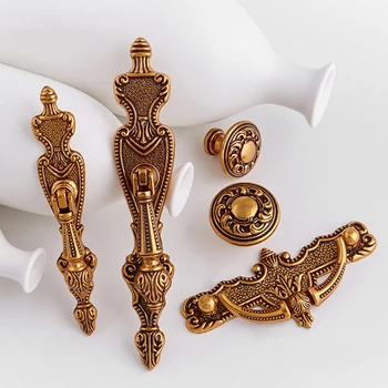 Stunning Design 2PCS European Retro Kitchen Door Handles Cupboard Wardrobe Drawer Dresser Wine Cabinet Pulls Handles and Knobs
Stunning Design 2PCS European Retro Kitchen Door Handles Cupboard Wardrobe Drawer Dresser Wine Cabinet Pulls Handles and Knobs